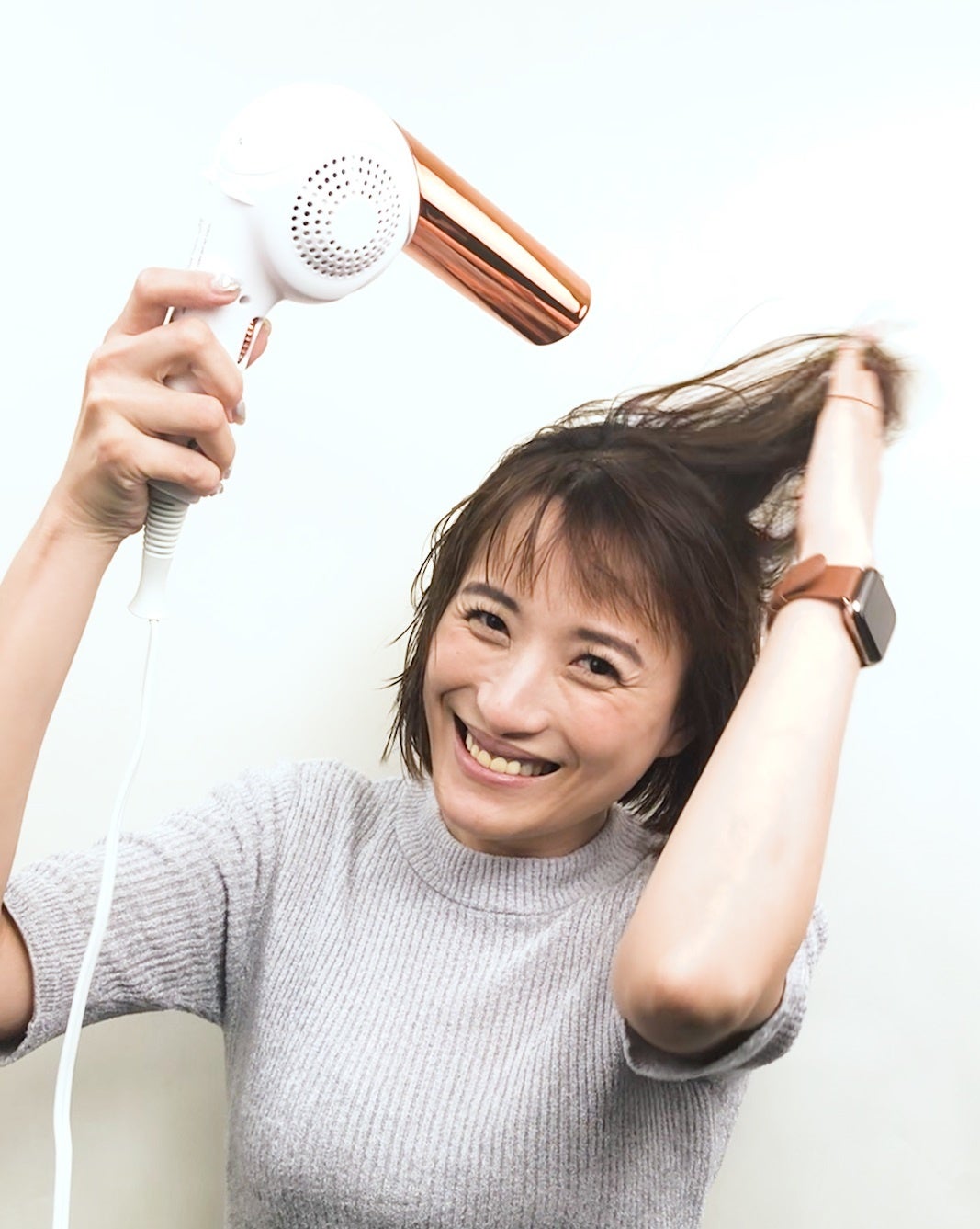 ドライヤーで髪を速乾　「風量」「熱くない」を意識してヘアダメージを軽減のサブ画像2