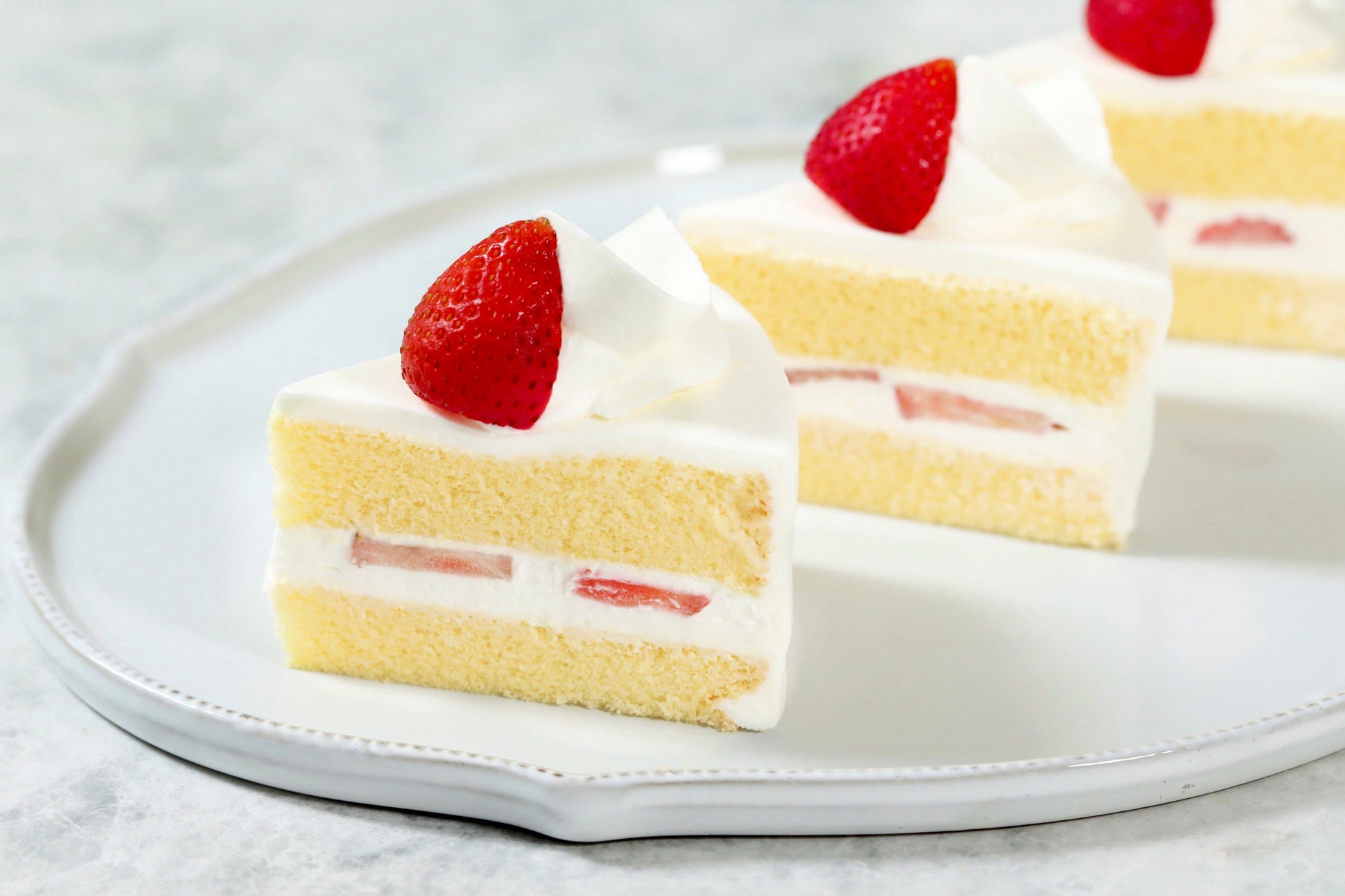 【11/18から新発売！ブラックフライデー限定のお得なケーキが登場】「PÂTISSERIE PINÈDE（パティスリーピネード）」より、対象店舗にて「39ショート」を期間限定発売のサブ画像2