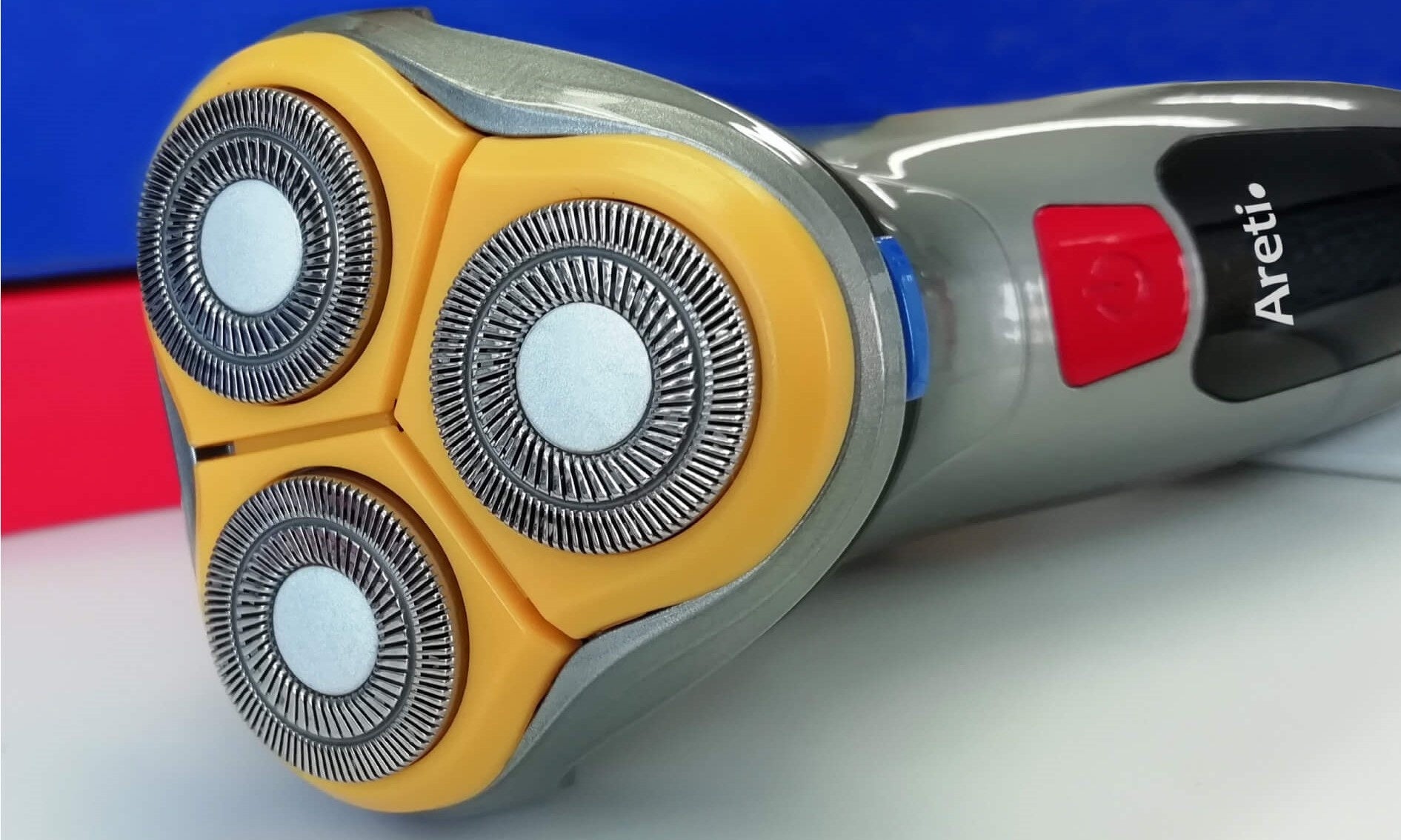 【電気シェーバーのお手入れ 2STEP】メンテナンス次第で切れ味キープ＆肌荒れ予防のサブ画像5
