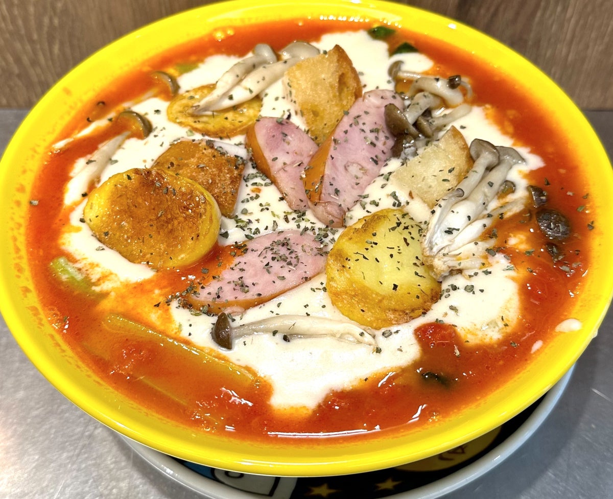～働く女性を応援する、トマトラーメン専門店～「太陽のトマト麺　青山オーバルビル店」オープンのサブ画像4