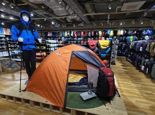 山にまつわる様々なアイテムを取り扱う専門店「Alpen Mountains」が「Alpen TOKYO」8階フロアにオープン！のサブ画像2_Alpen TOKYO 8階売場イメージ