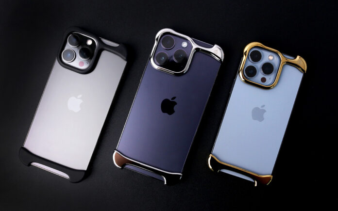 iPhoneをほぼ裸で使う「Arc」ブランド史上最高の輝き誇る鏡面加工の新モデル登場のメイン画像