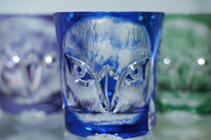 江戸切子ショールーム　開店記念企画　第2弾蔵出し特集や数量限定の切子花瓶を販売しますのメイン画像