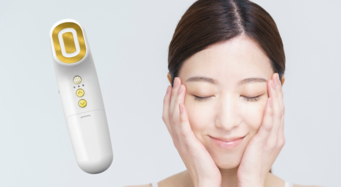 【10/15まで！】専用ジェル不要！メイク中でも使える美顔器が期間限定25％OFF！！のメイン画像