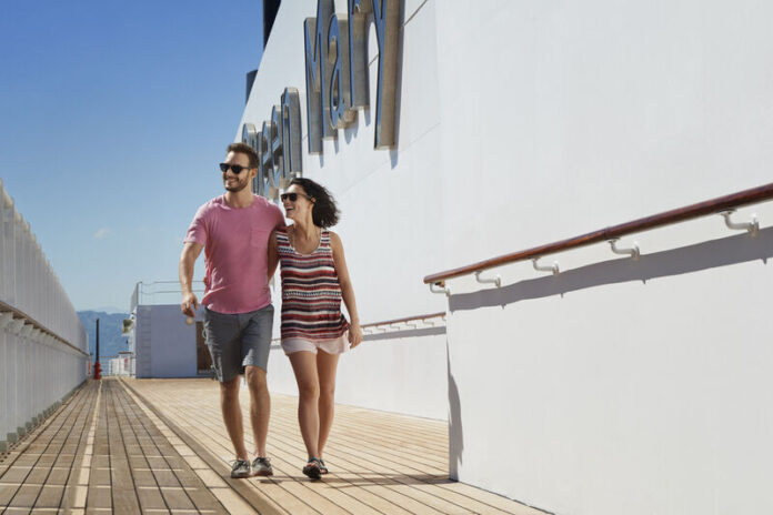 この夏だけの特別オファーで、夢の船旅へご招待。厳選クルーズが最大40%オフになる「サマー・セール」そして185周年を記念しオンボード・クレジットを贈る「185周年記念オファー」を同時開催。のメイン画像