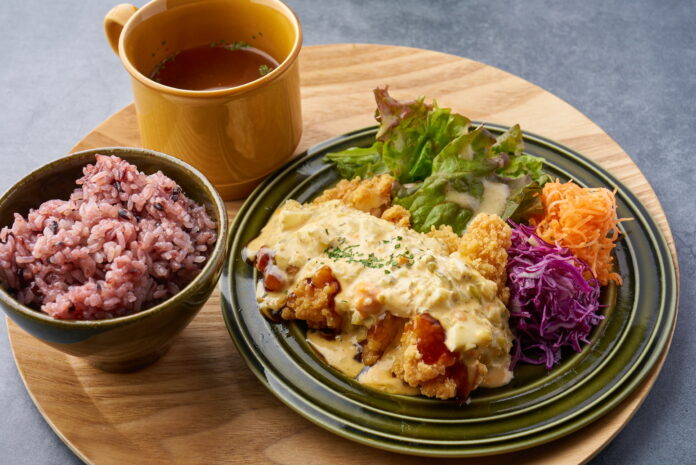 地域の皆様に感謝を込めて【11周年の特別な4日間】pottoのクリスピーチキンプレート390円OFF！！のメイン画像