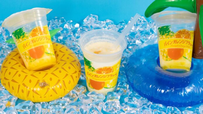 夏に飲みたいフレーバー上位のフラッペが新登場！「パインオレンジフラッペ」8月19日（火）発売～毎週金曜日フラッペ100円引きセールも開催中！～のメイン画像