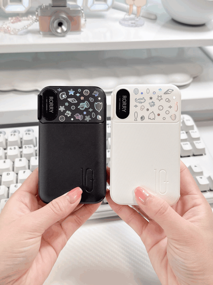 RORRY「CB06」コンセント一体型モバイルバッテリー、期間限定40％OFF＋追加10％OFF最終価格3,239円（税込）よりのメイン画像