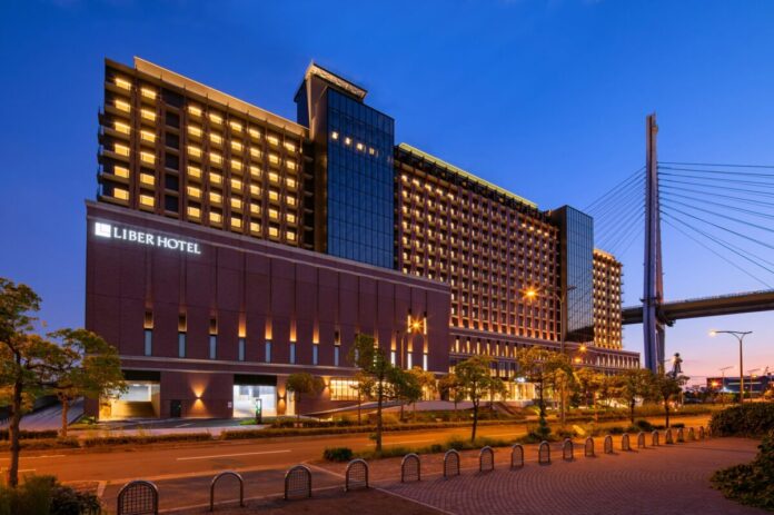 おすすめ！JRユニバーサルシティ駅から1駅1分の桜島駅に隣接♪近隣テーマパークや大阪市内へのアクセス良好！リーベルホテル大阪《スカイマーク公式ダイナミックパッケージ・たす旅》航空券＋ホテルがお得！のメイン画像