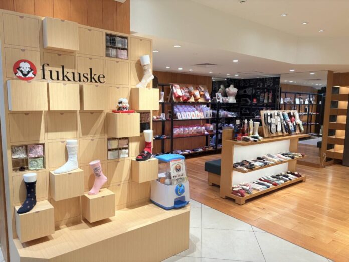名古屋栄三越にて、コンセプトショップ『fukuske』の閉店セールを開催のメイン画像