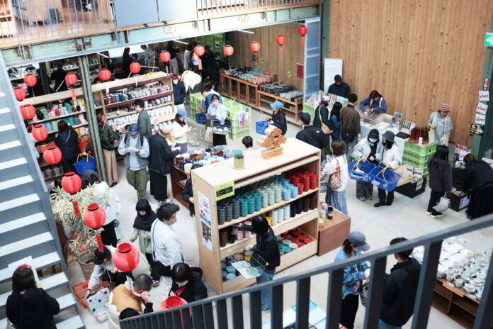 毎年来場者数2万人超、波佐見焼メーカー「マルヒロ」のガレージセールが4月28日(火)より開催！｜最大70%OFFの陶器市イベントのメイン画像