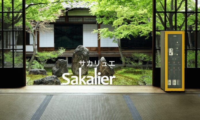 ワインセラーと日本酒セラーは何が違う? 小型の家庭用セラーで愛飲家の悩みを解消のメイン画像