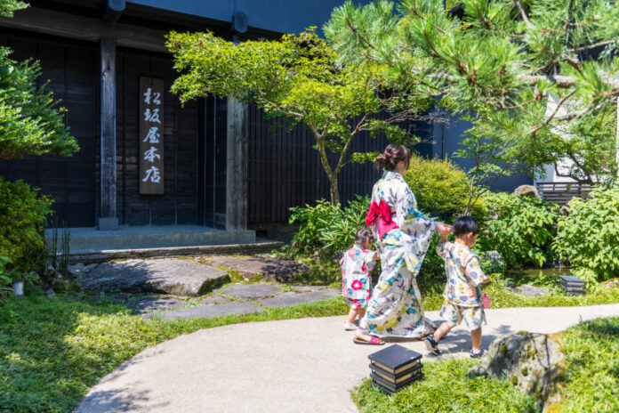 【2026年夏休み 箱根旅館の最新動向】物価高でも客単価20％UP・「自社予約」が前年比3倍に急増｜金乃竹リゾートのメイン画像